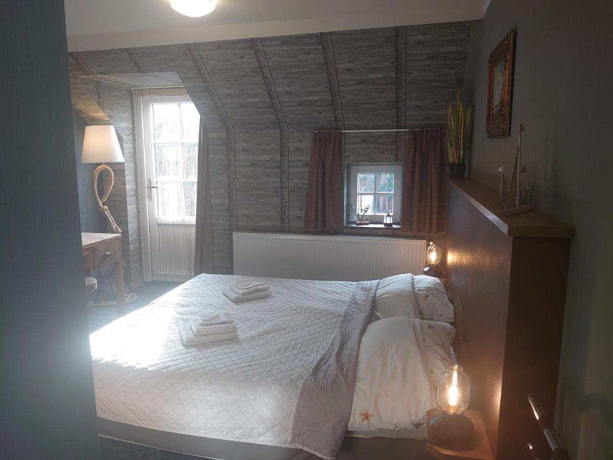 De Cyprian Bed & Breakfast Kaard Luaran gambar
